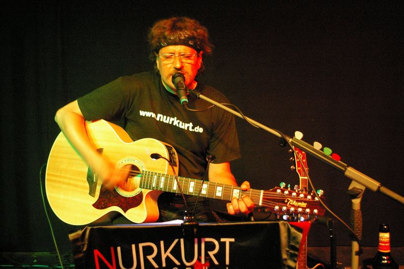 Nur Kurt